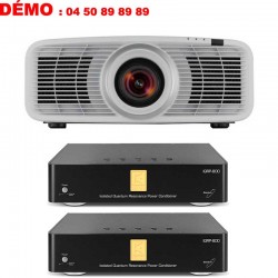 JVC DLA-NZ500 blanc + 2 × Keces IQRP-800 pour alimenter scène avant et arrière