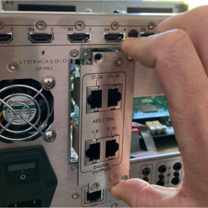 Carte 32 sorties AES pour StormAudio ISP Elite